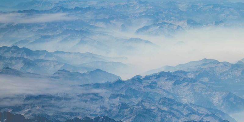 从餐厅餐桌到医药美容：小龙虾壳的华丽变身与甲壳素应用