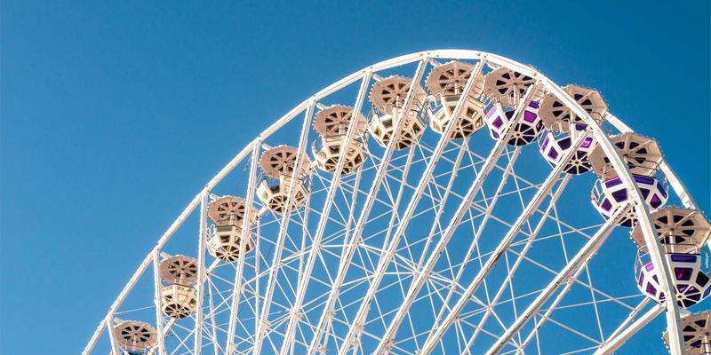 窜虾83：揭秘这道风靡街头巷尾的鲜辣海鲜美食